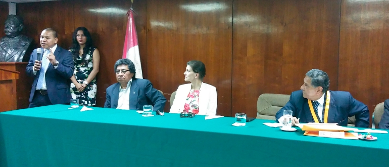 Facultad de Ciencias Económicas brinda conferencia sobre corrupción en el Perú