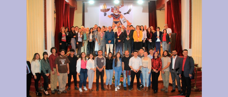 Delegaciones extranjeras participan en simposio internacional de estudios generales