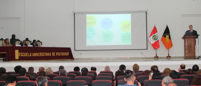 Conferencia sobre retos de educación superior brinda vicerrector de universidad española